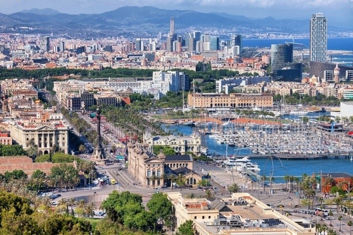 An Insider’s Guide to Where to Stay in Barcelona in 2023