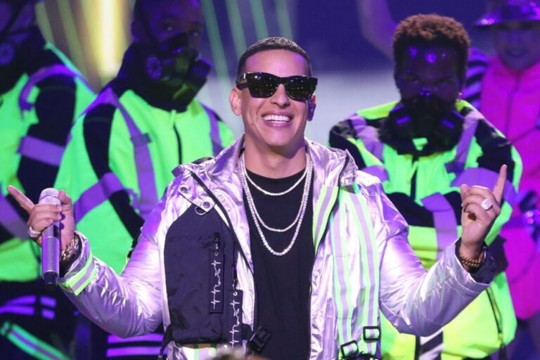 Premios Tu Música Urbano Celebrated Icons of El Movimiento Daddy Yankee, Ivy Queen & More