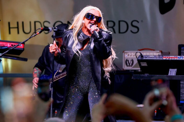 Christina Aguilera Celebrates Pride in NYC with Stonewall Day Concert