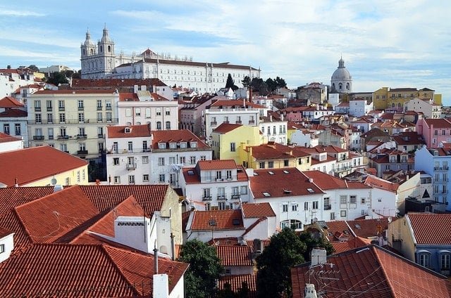 An Insider’s Guide to Where to Stay in Lisbon in 2023 – Best Hotels & Areas