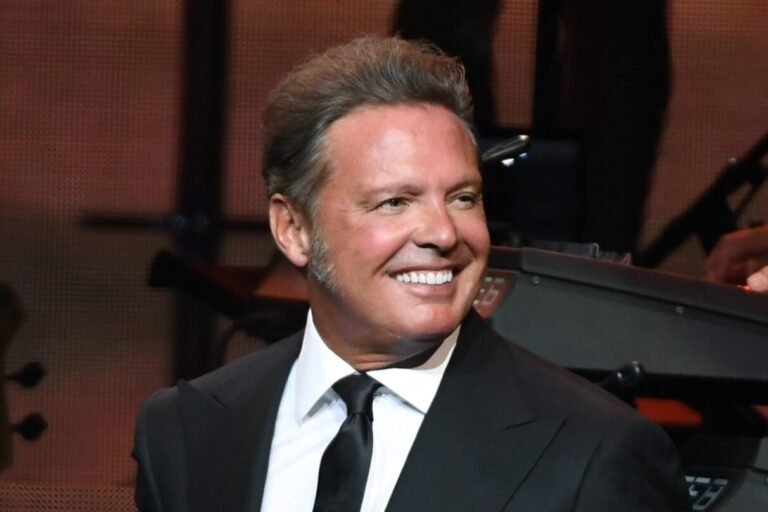 Luis Miguel Was Allegedly Hospitalized in Chile Amid Tour