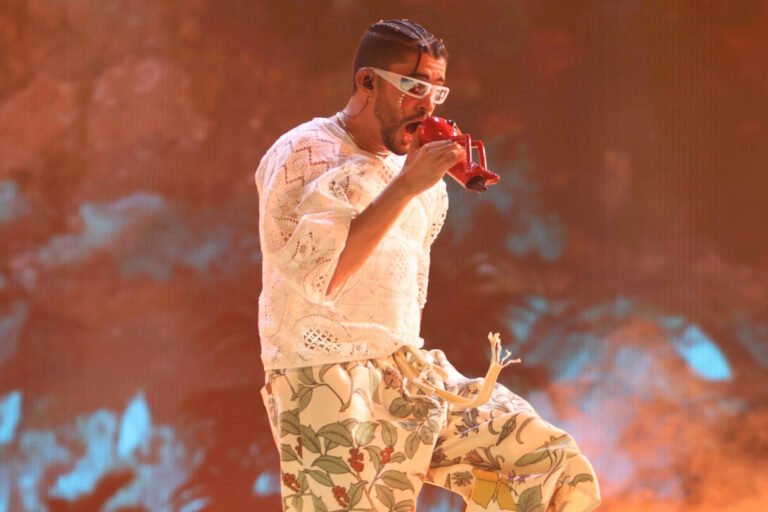 Bad Bunny Drops New Song “UN PREVIEW” — LISTEN here