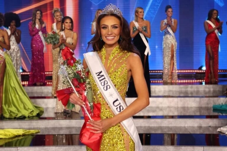 Miss USA & Miss Teen USA Crown Latina Winners Miss USA & Miss Teen USA Crown Latina Winners