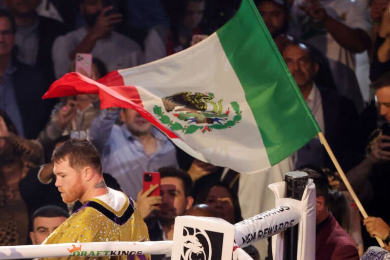 Canelo Álvarez Has These Mexican Artists for Latest Boxing Match