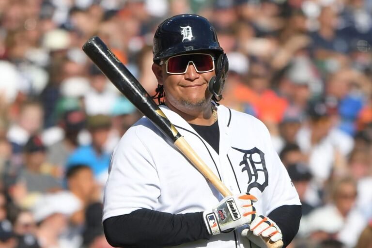 Miguel Cabrera Retires from MLB After 21 Seasons