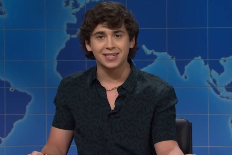 ‘SNL’s Marcello Hernández Taps Into His Latina Side on ‘Weekend Update’