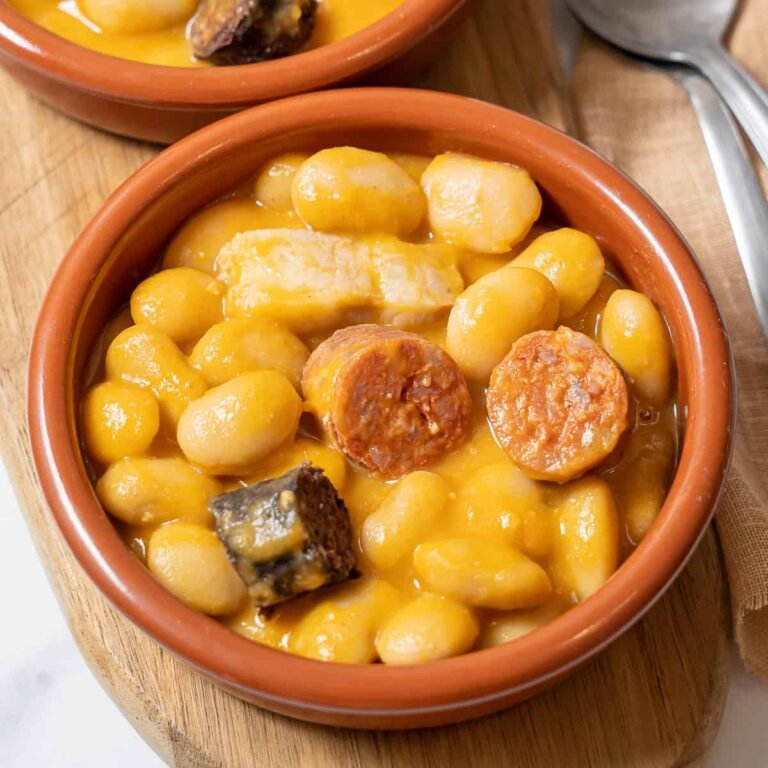 Fabada Asturiana (White Bean & Chorizo Stew)