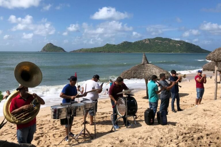 Banda Musicians Protest Mazatlán’s New Beach Regulations