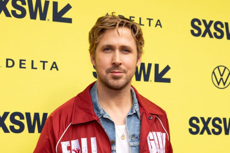 Eva Mendes Gives Shout-out to Ryan Gosling After SNL Skit